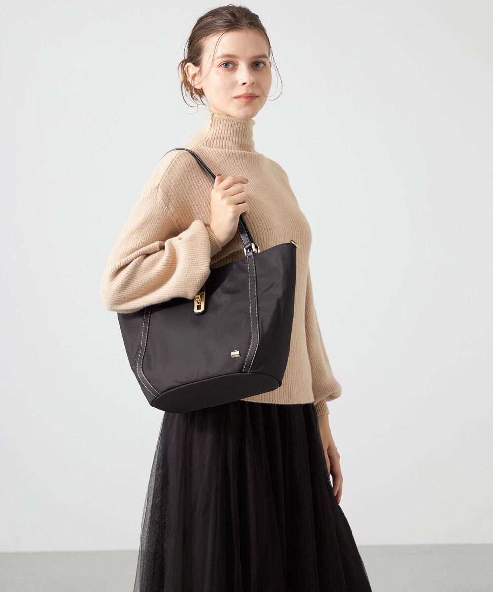 LA BAGAGERIE ひねり金具付きエレガンストート　Sサイズ 