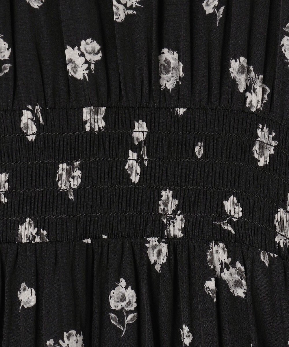 組曲 L ギャザーライトデシンボウタイ付き ワンピース 