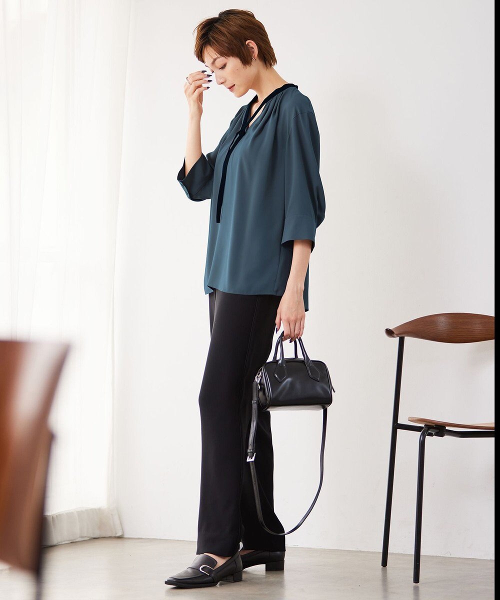 ICB 【接触冷感・洗える】BackSatinAmunzen ナロータイブラウス 