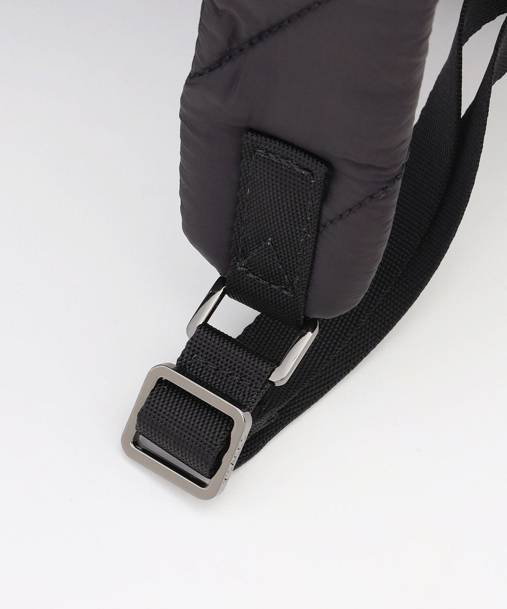 Y'SACCS バイアスキルトリュック 