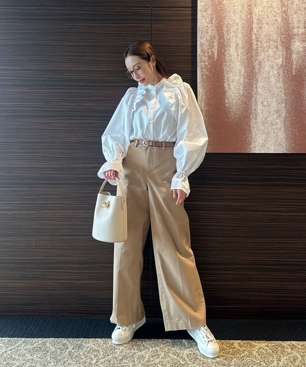 #Newans 【洗濯機可能/シワになりにくい】〈春名亜美さんコラボ〉ショルダーフリルブラウス 