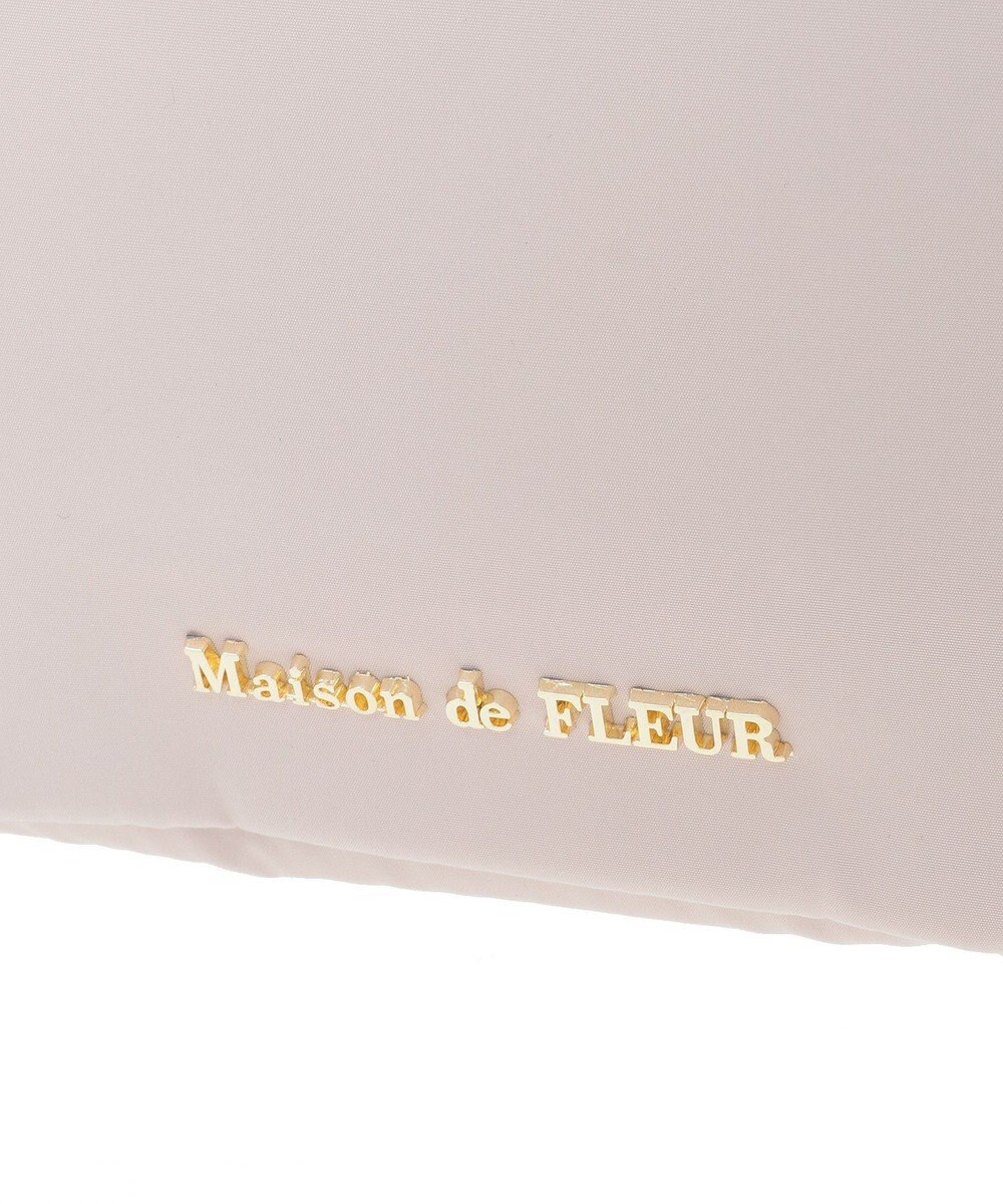 Maison de FLEUR 撥水加工リボンチャームマルチポケットトートM 