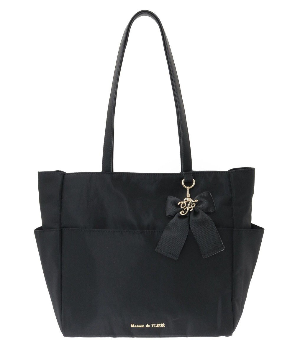 Maison de FLEUR 撥水加工リボンチャームマルチポケットトートM 