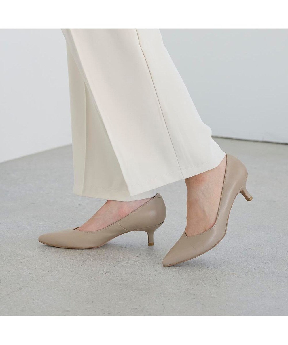 MODE ET JACOMO <MODE ET JACOMO>ポインテッドVカットプレーンパンプス 