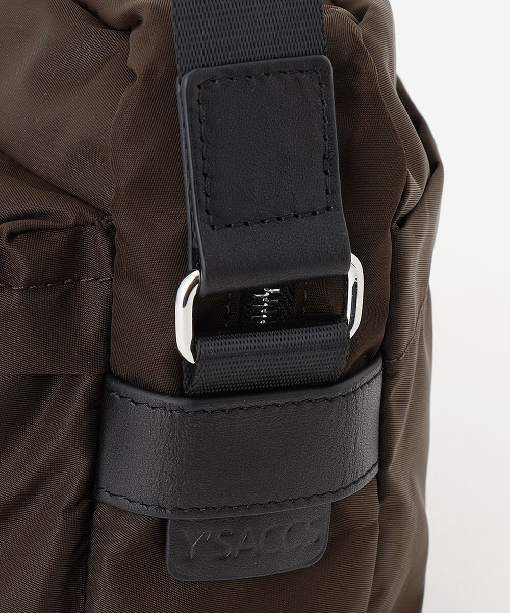 Y'SACCS ダブルポケットベーシックショルダー 