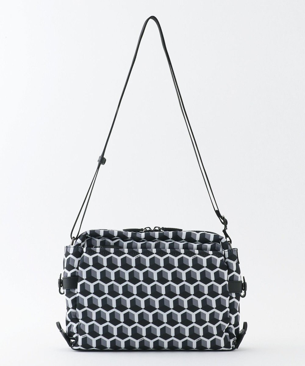 Y'SACCS キュービックモノグラム　スクエアショルダー 