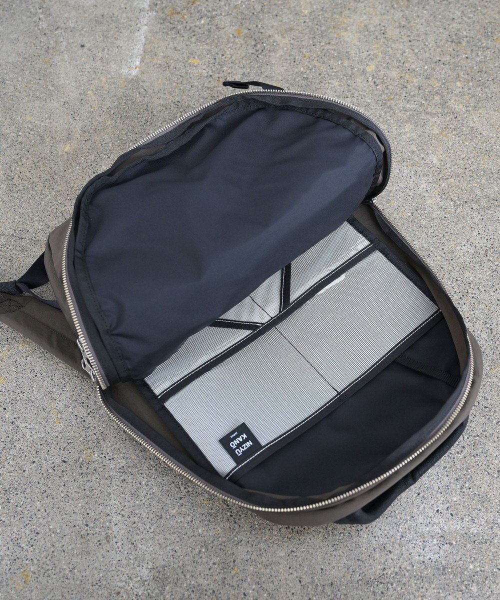 NIZYU KANO LIGHT NYLONリュック Mサイズ 