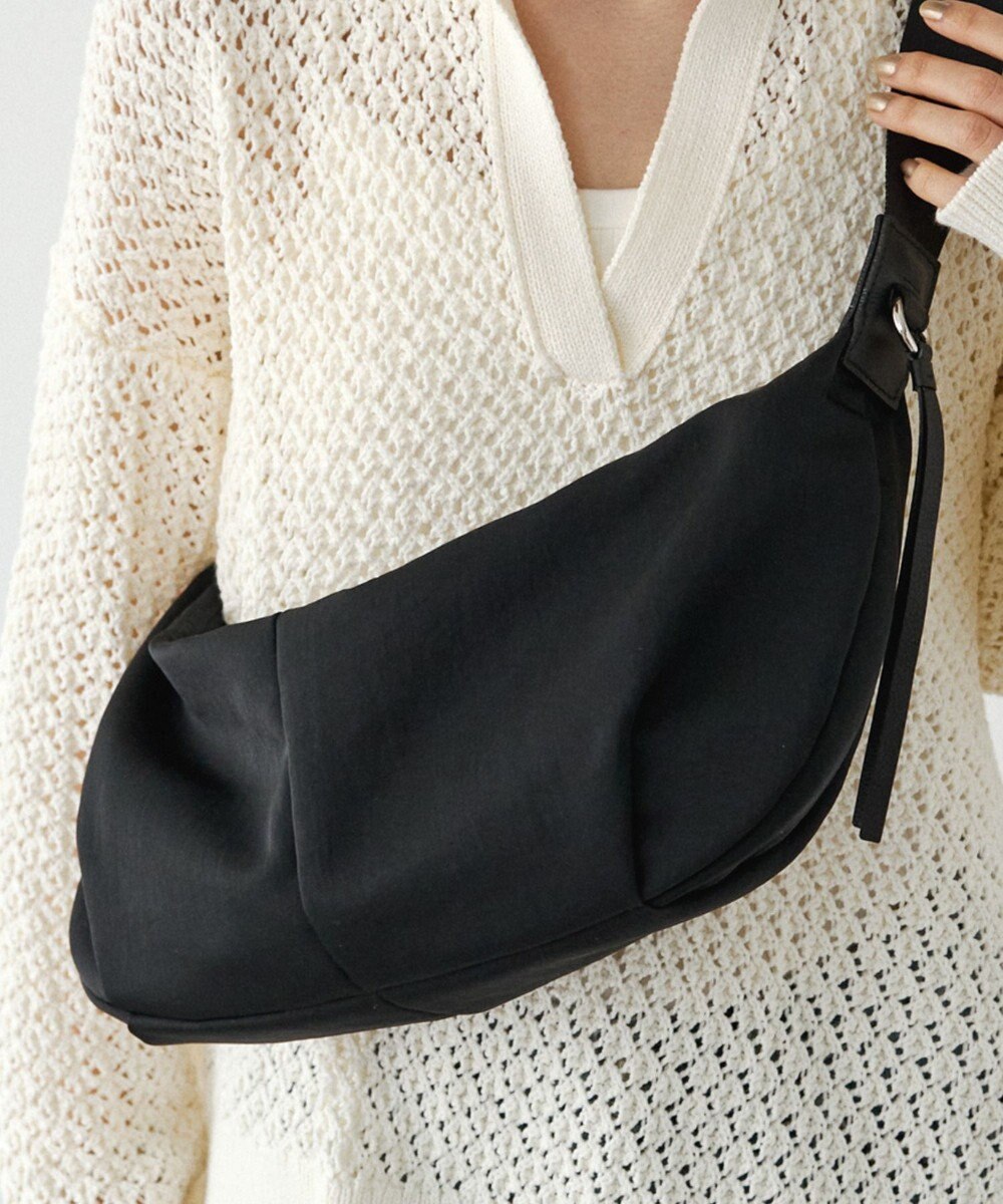 russet ナイロンバナナボディバッグ(CE-1710) 