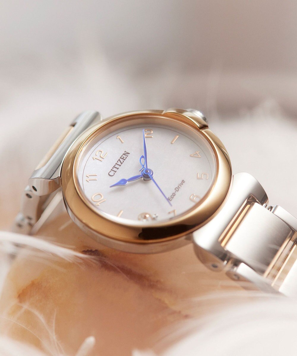 CITIZEN 【ケース径26mmサイズの白蝶貝文字板】幸せを願って贈られる花「スズラン」をモチーフにした人気シリーズウオッチ 