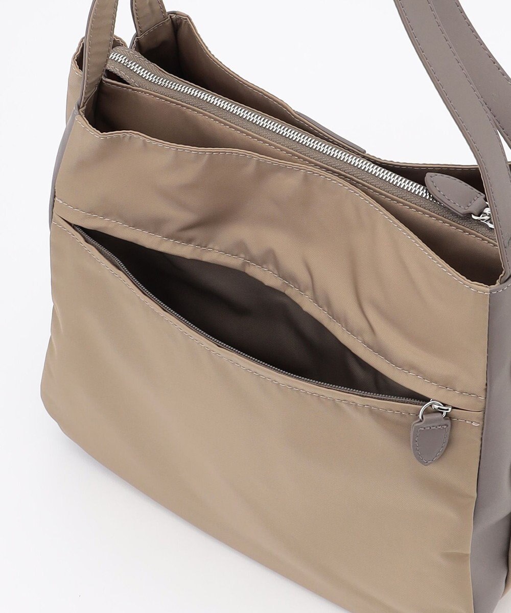 Y'SACCS スクエアすっきりトート Mサイズ 