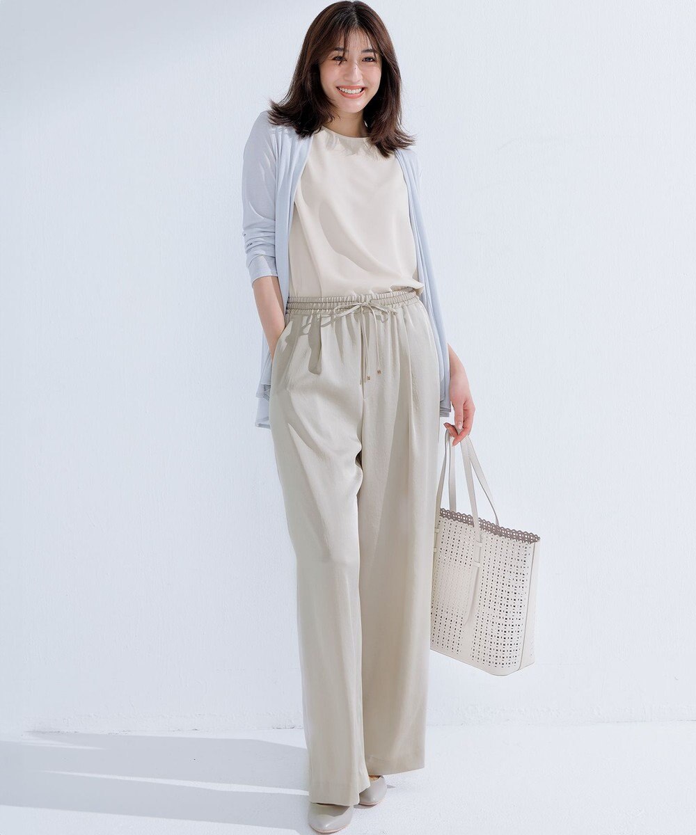 23区 【Oggi9月号掲載/撥水加工】スムースサテン タック ワイド パンツ 