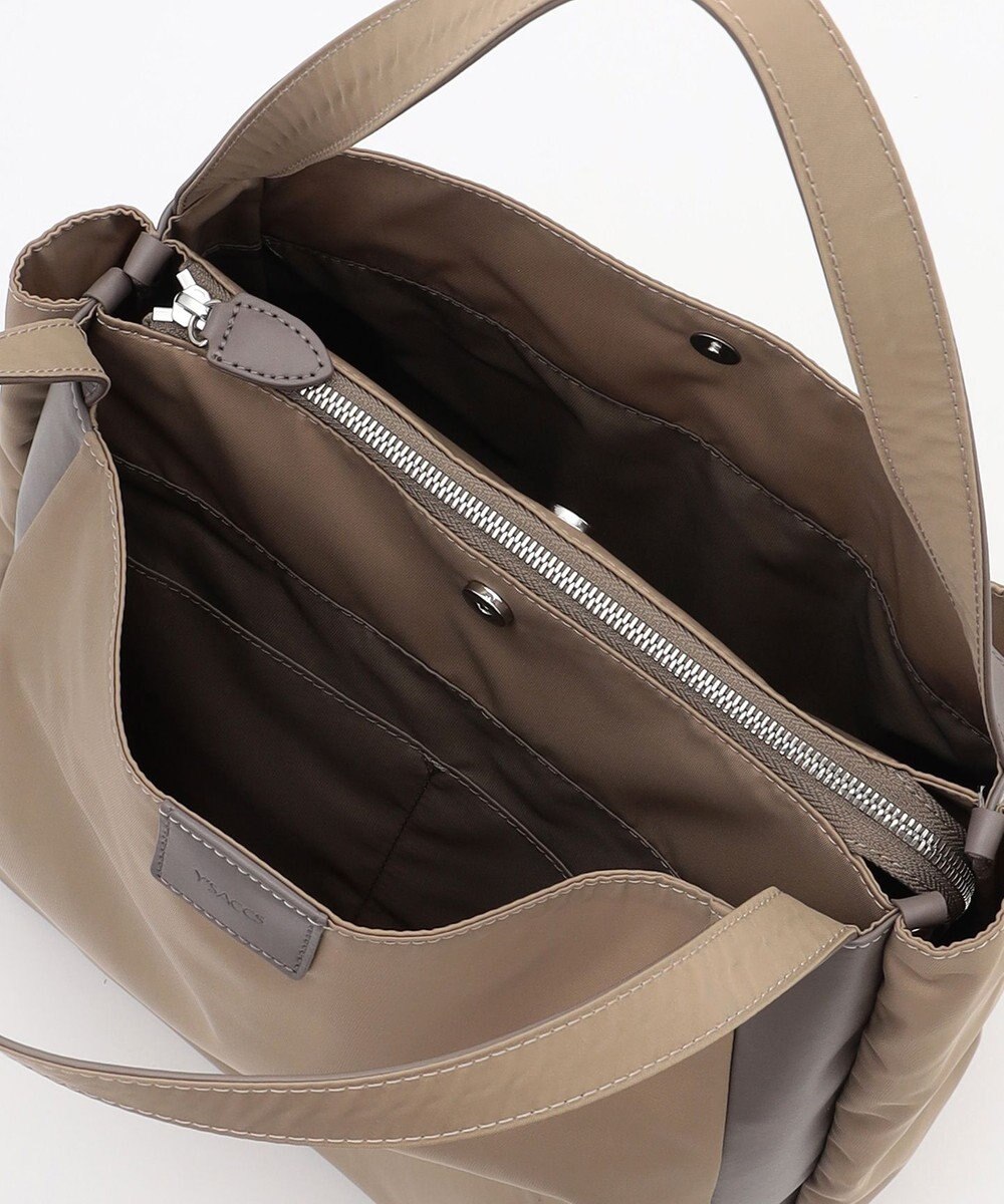 Y'SACCS スクエアすっきりトート Mサイズ 