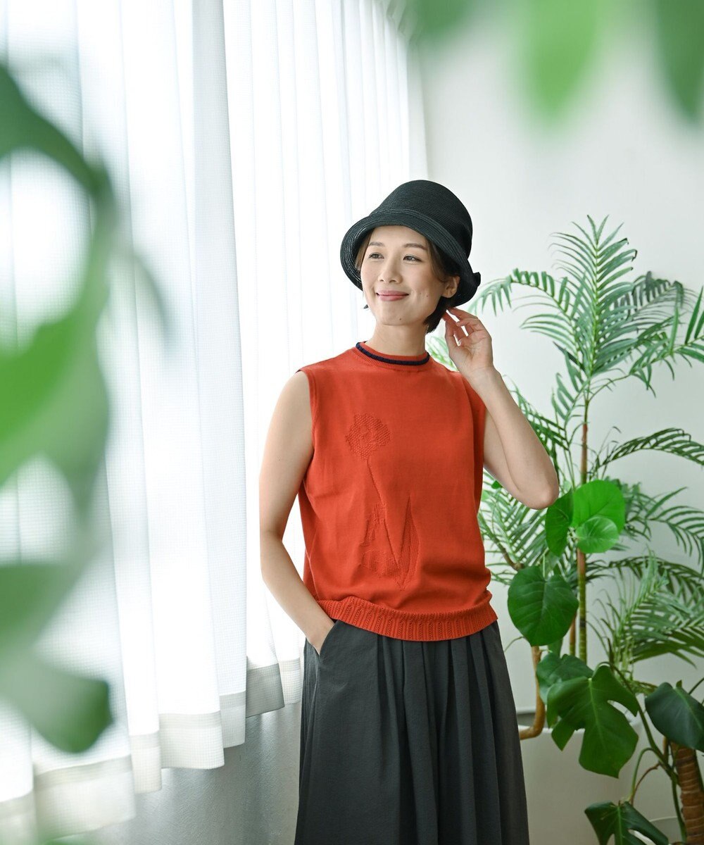 muuc 〈細番手の高級綿糸コットンコーマ糸〉〈洗練された繊維の滑らかな肌触り〉〈お家で洗えるニット〉模様編み ポピーの花リンクス編み ノースリーブブルオーバー 