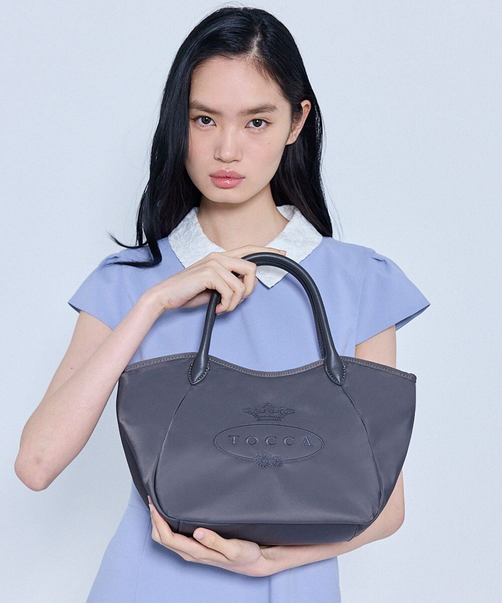 TOCCA TOUCH OF CRESTA NYLON TOTE ナイロントートバッグ【星風まどかさん着用】 