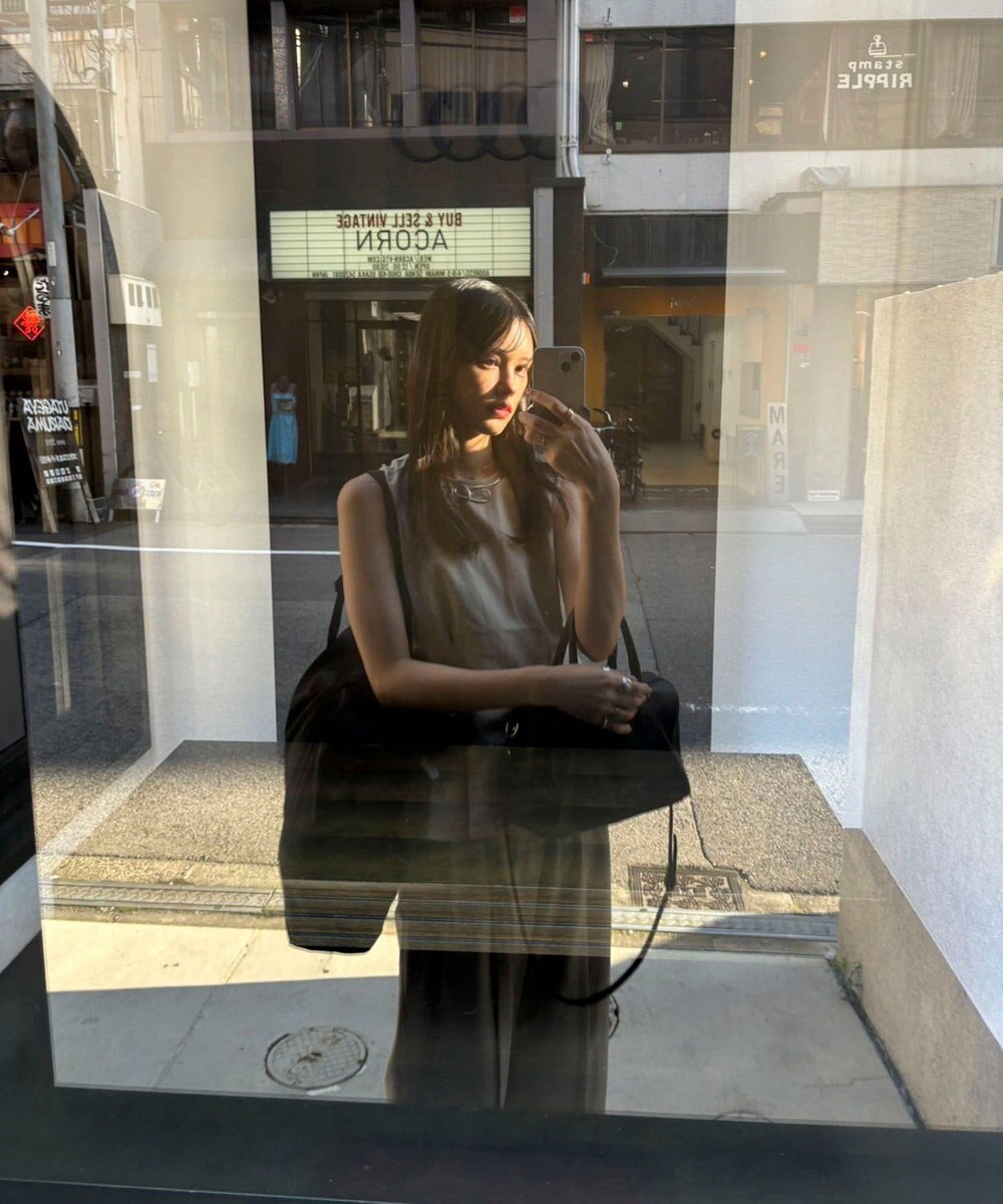 Green Parks AnriettMusee ノースリーブタックペプラムブラウス 