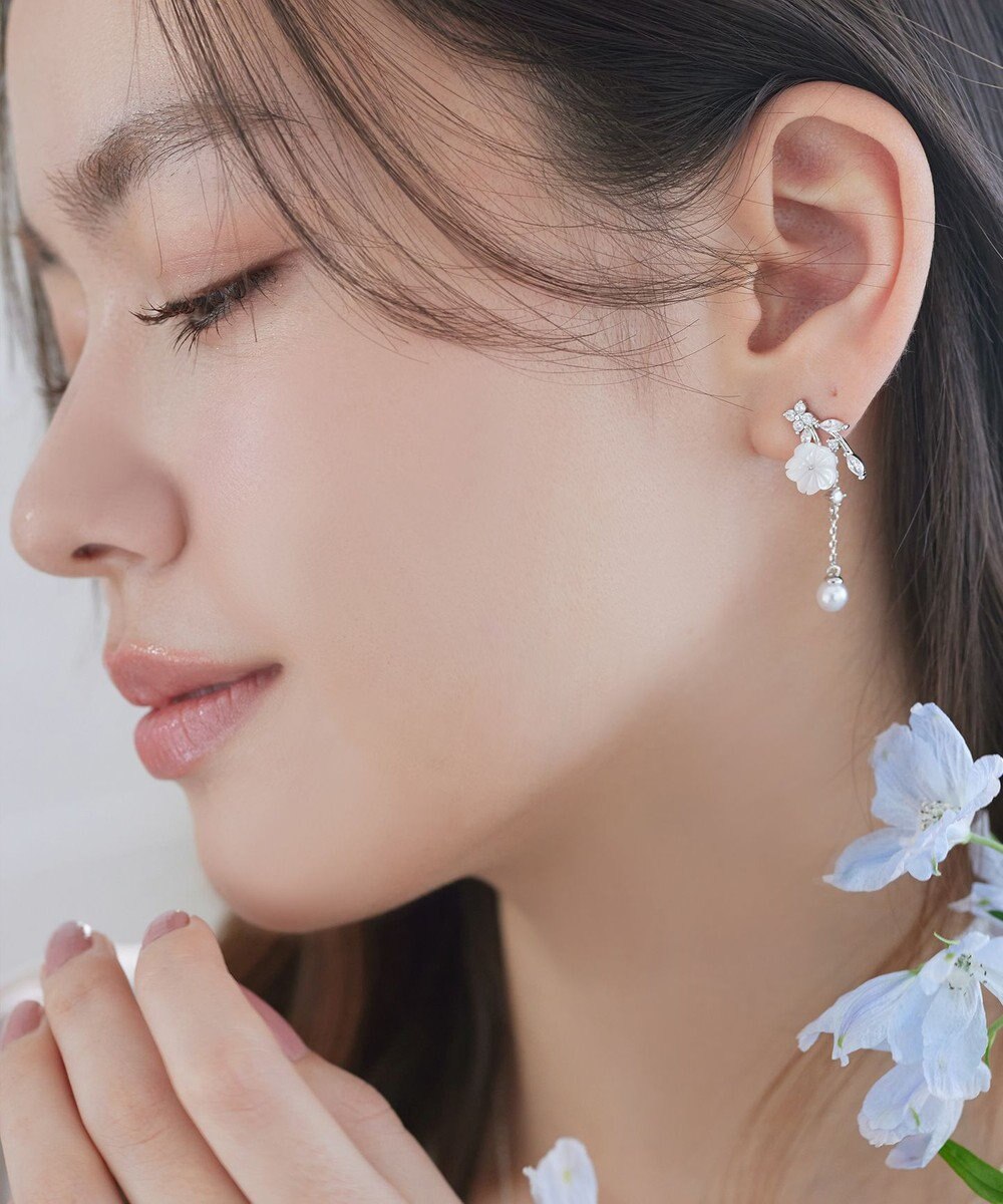 Tiaclasse 【金属アレルギー対応】 シアーフラワードロップピアス 