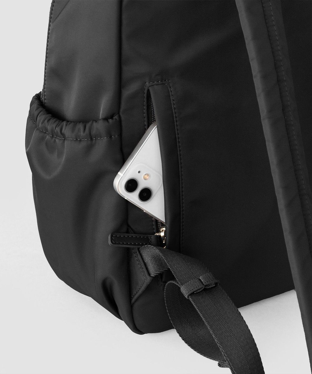 TOCCA 【WEB＆一部店舗限定】【A4サイズ対応・環境に優しい素材】COLLINA BACKPACK 13ポケット バックパック 