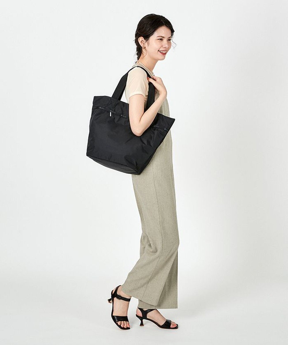 LeSportsac MARKET TOTE/リサイクルドブラックJP 