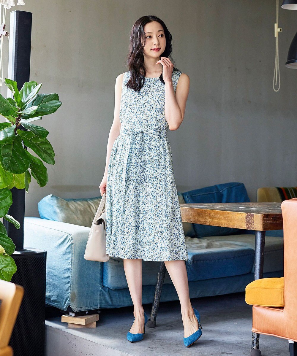 Tiaclasse 【洗える】大人華やかなノースリーブ花柄ワンピース 