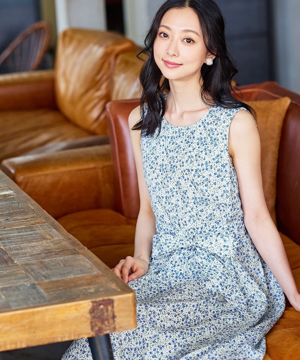 Tiaclasse 【洗える】大人華やかなノースリーブ花柄ワンピース 