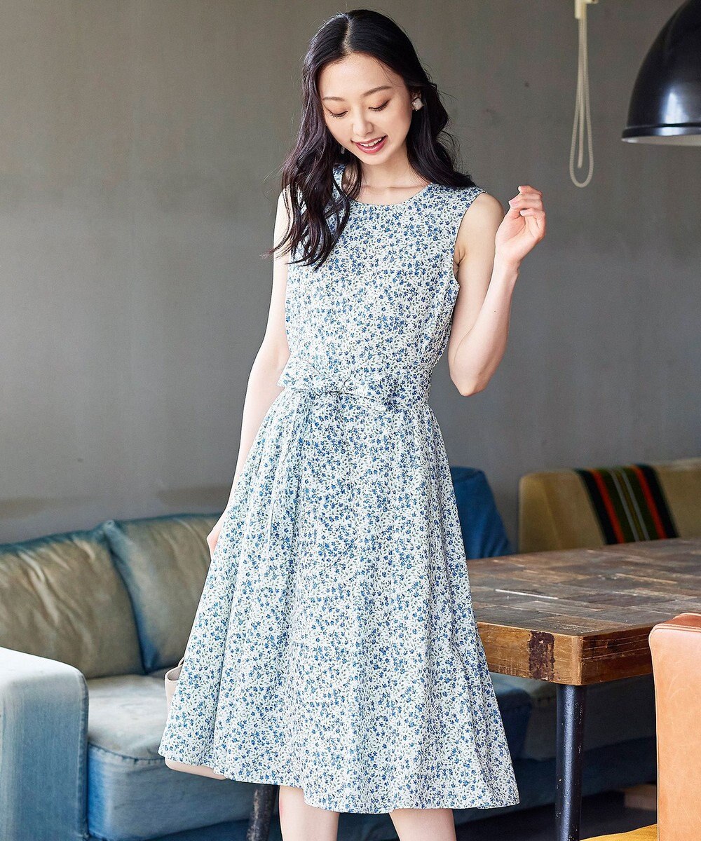 Tiaclasse 【洗える】大人華やかなノースリーブ花柄ワンピース 