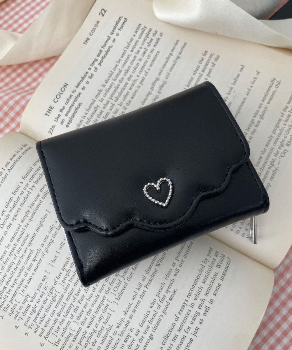 WEGO フリルデザインハートメタルウォレット 