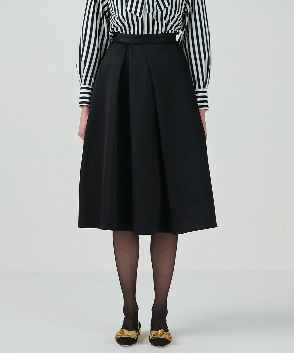 GRACE CONTINENTAL ボリュームサテンタックスカート 