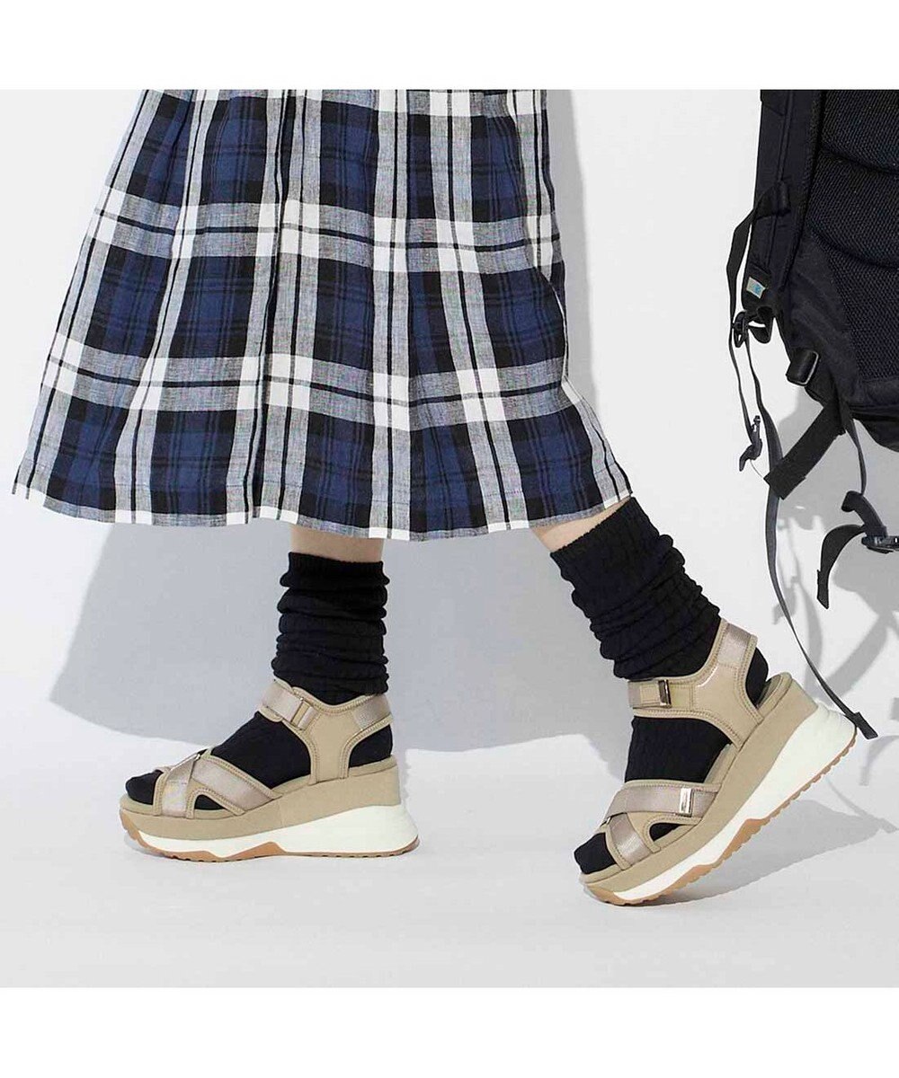 ing <ing>厚底スポーツサンダル 