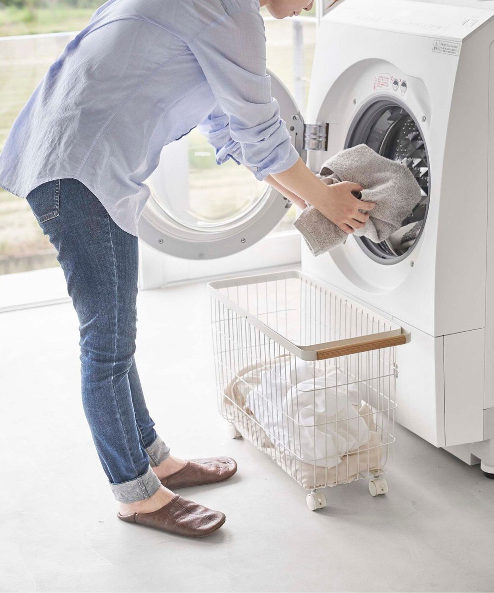 tower ランドリーバスケット トスカ キャスター付き ワイド&ロー ホワイト 