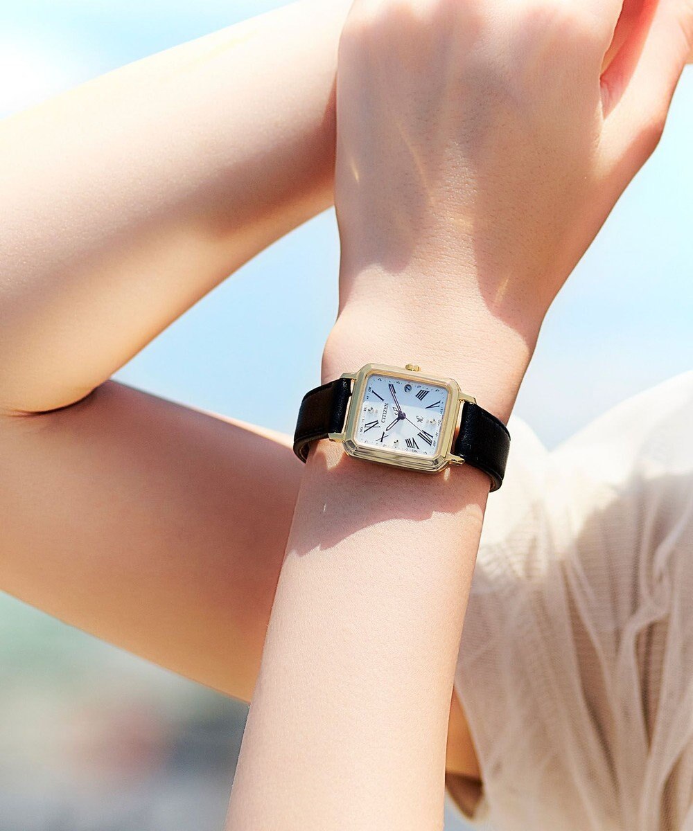 CITIZEN 【替えバンド付き2way】電池交換不要の電波時計 hikari collection Square 2way Model ES9502-12A 