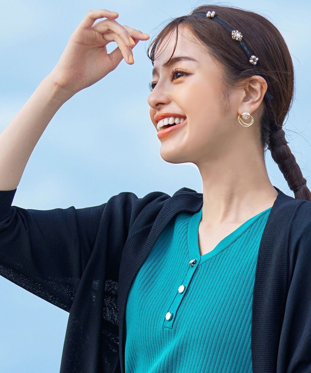 Tiaclasse 捻じりフープパール付きピアス 