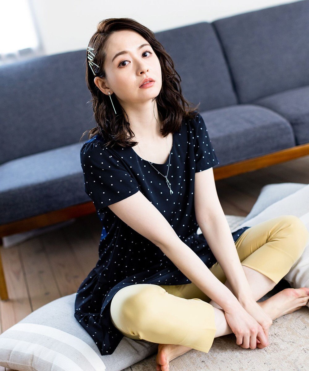 Tiaclasse 【洗える】美脚効果の高いスリットテーパードパンツ 