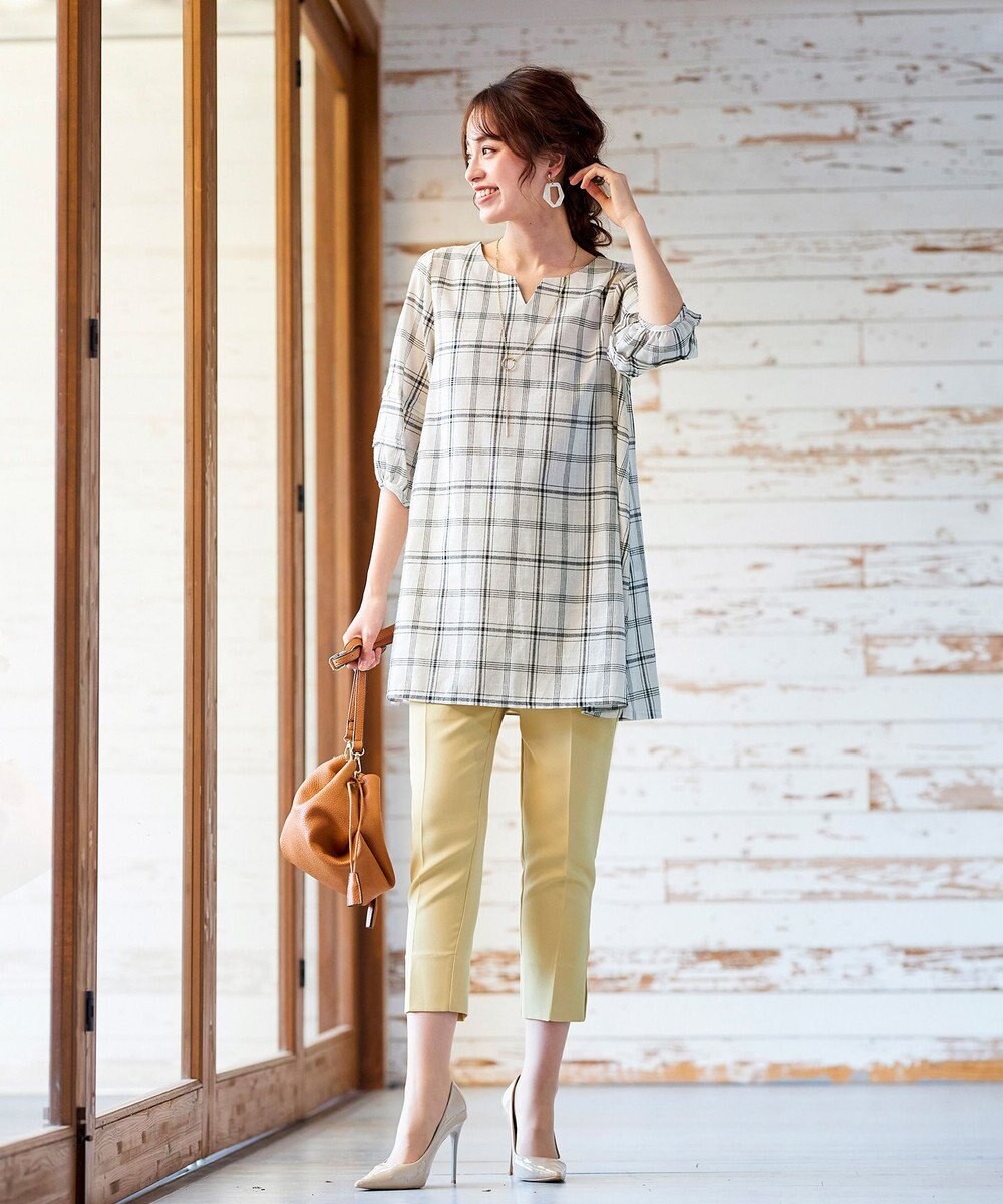 Tiaclasse 【洗える】美脚効果の高いスリットテーパードパンツ 