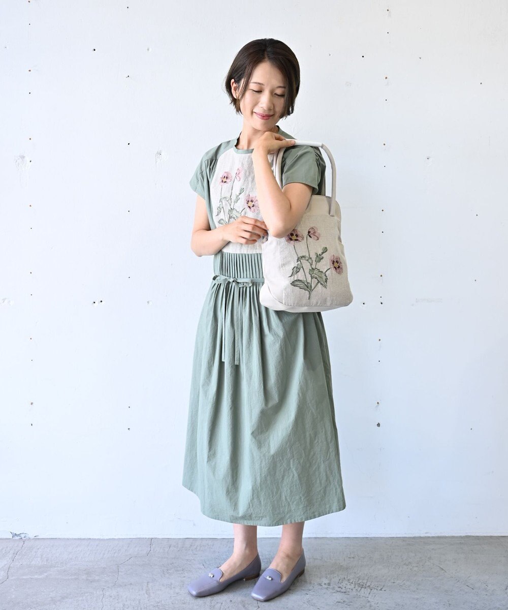 muuc 〈遠州織物〉ウエスト紐付き フレンチスリーブ ポピーの花刺繍 ワンピース 