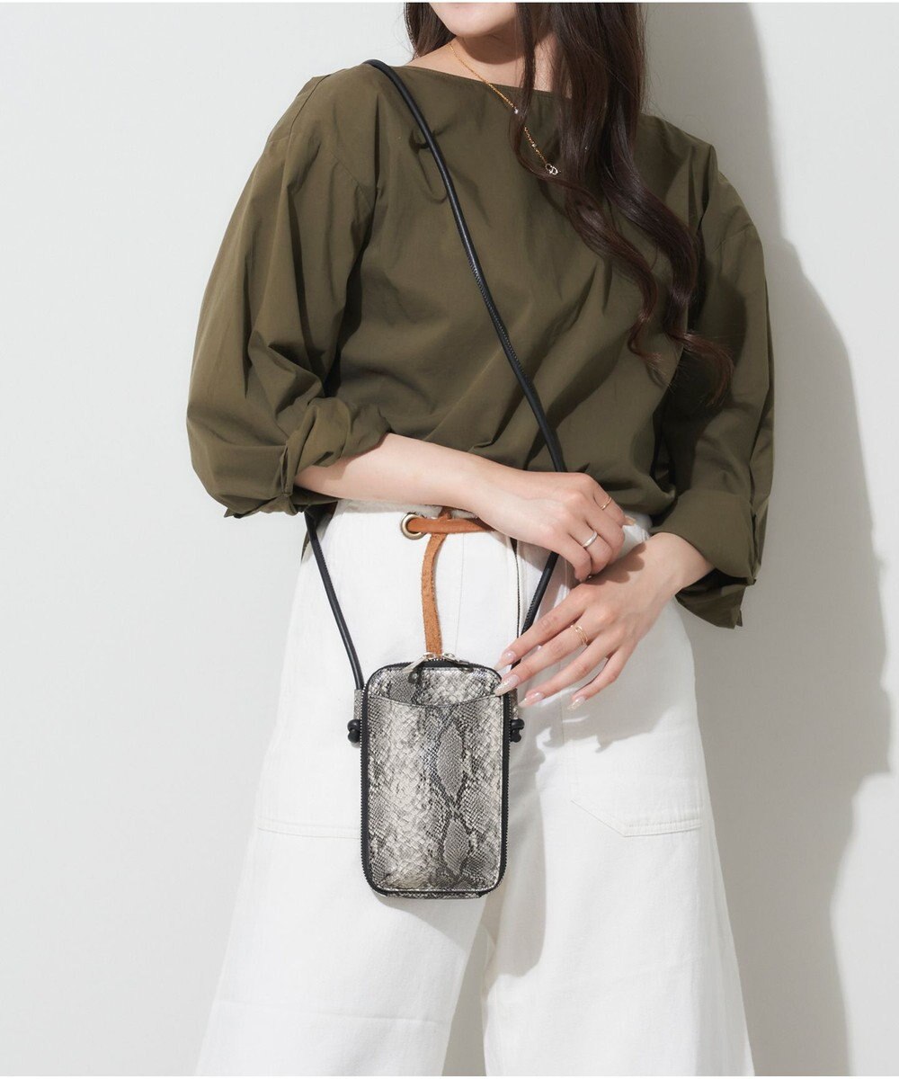 LA BAGAGERIE 【MONICA】サイドノットスクエアポシェット 