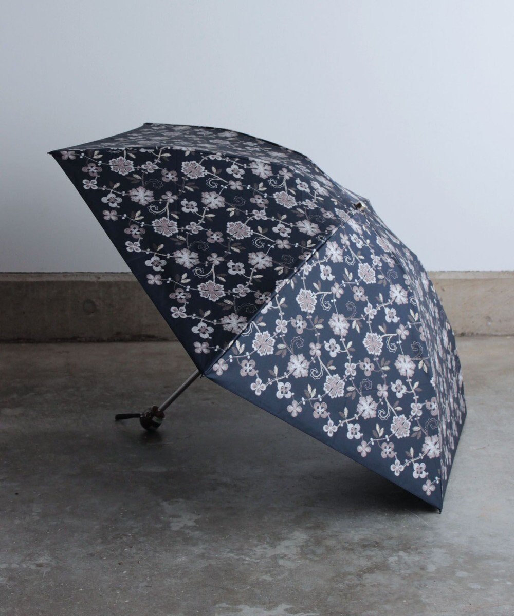 １級遮光生地 花壁刺繍プリントの晴雨兼用日傘 折りたたみ And Wool ファッション通販 公式通販 オンワード クローゼット
