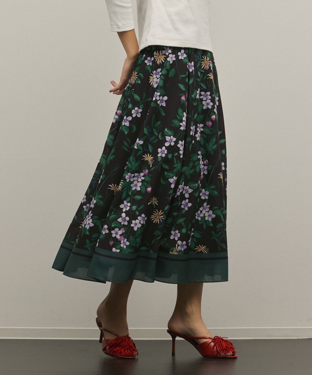 GRACE CONTINENTAL プリントタックフレアスカート 