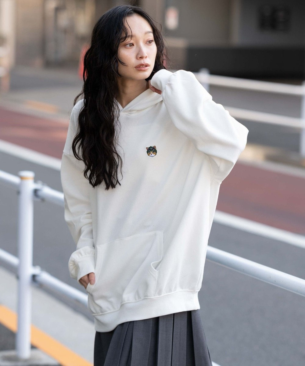 WEGO 【ユニセックス着用ITEM/SMLサイズ展開/裏起毛】ワンポイント刺繍プルパーカー 