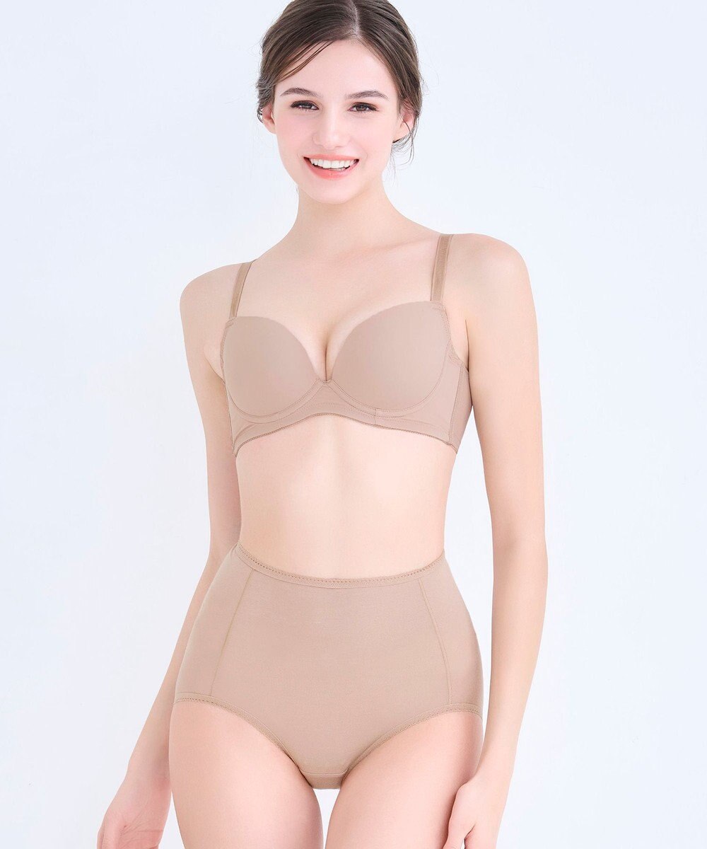 BRADELIS New York 【BRADELIS FIT  / 響きにくいシームレスタイプ】シームレスカップモールドブラ シンプルな薄手カップで軽い着け心地 