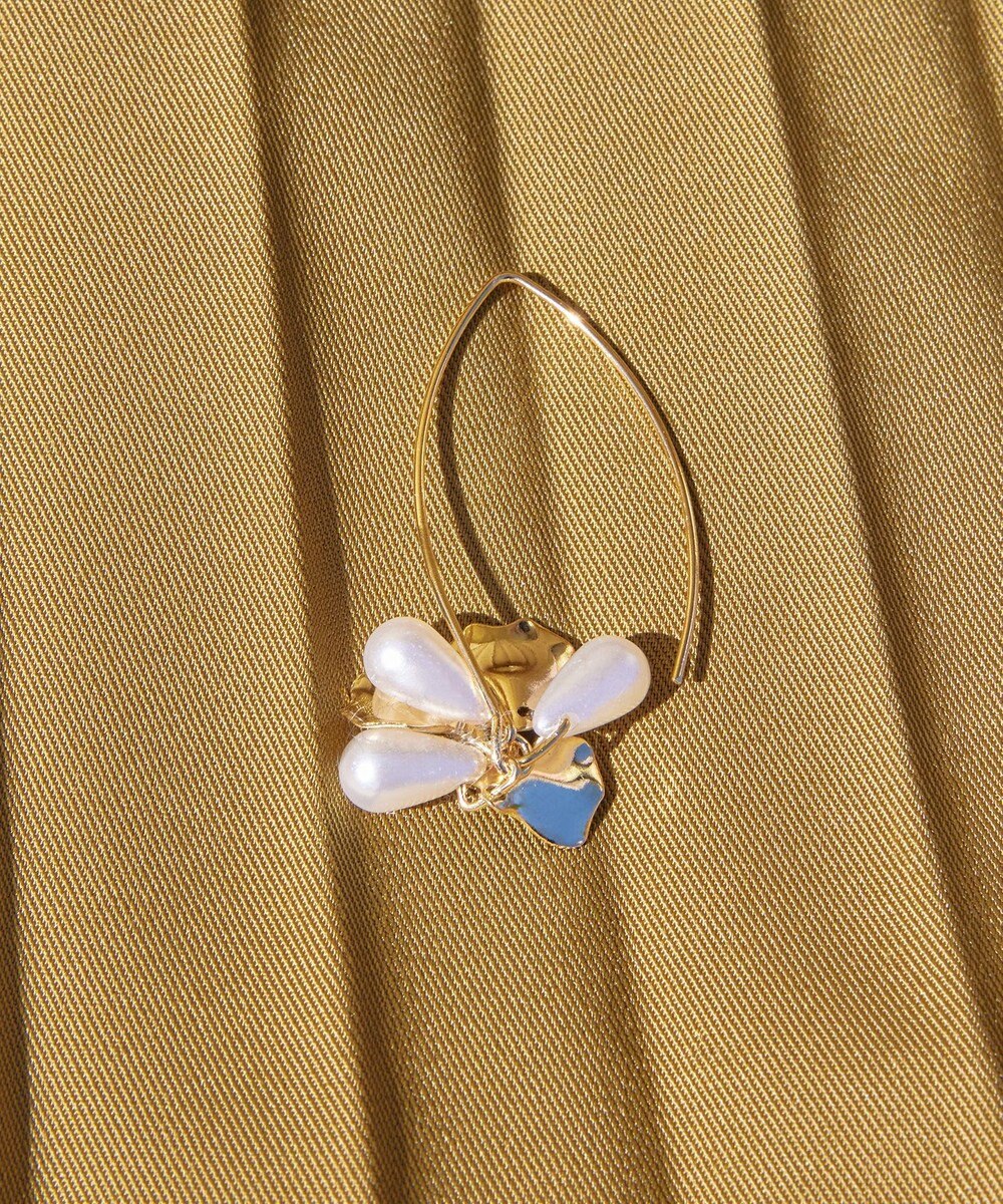 Tiaclasse 花弁ロングピアス 