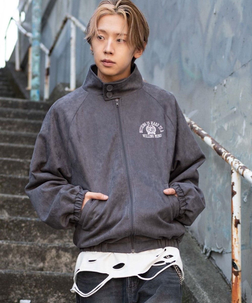 WEGO 【ユニセックス着用ITEM/MLサイズ展開】フェイクスウェードロゴスウィングトップ 