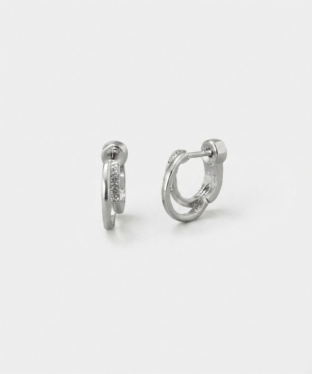 Phoebe 〈金属アレルギー対応〉ポイントビジューワンタッチピアス　シルバー/ニッケルフリー 
