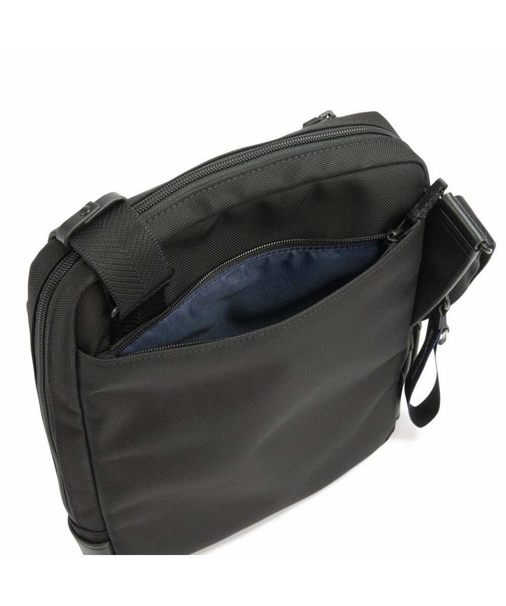 ZERO HALLIBURTON  ZLM ショルダーバッグ 6L 650g 81512 