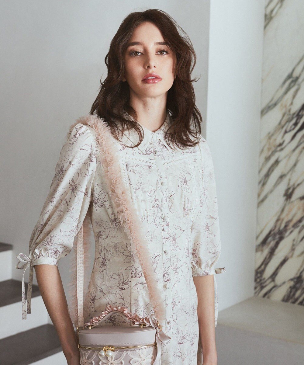 Maison de FLEUR フリルショルダー 