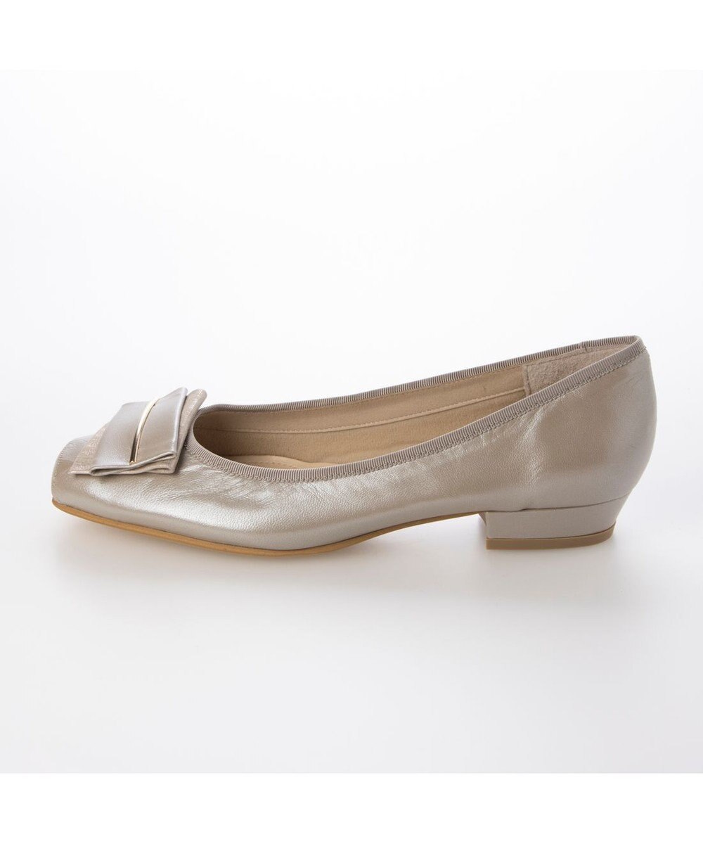 Riz raffinee <Riz raffinee>モチーフ金具付バレエパンプス 