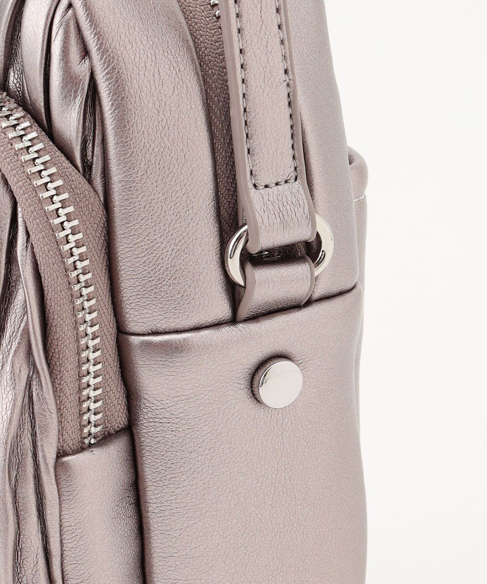 LA BAGAGERIE ランダムプリーツショルダーバッグ タテ 