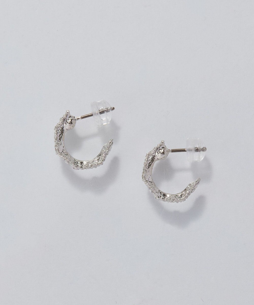 Phoebe 【金属アレルギー対応】マーガレットフラワーフープピアス　シルバー 