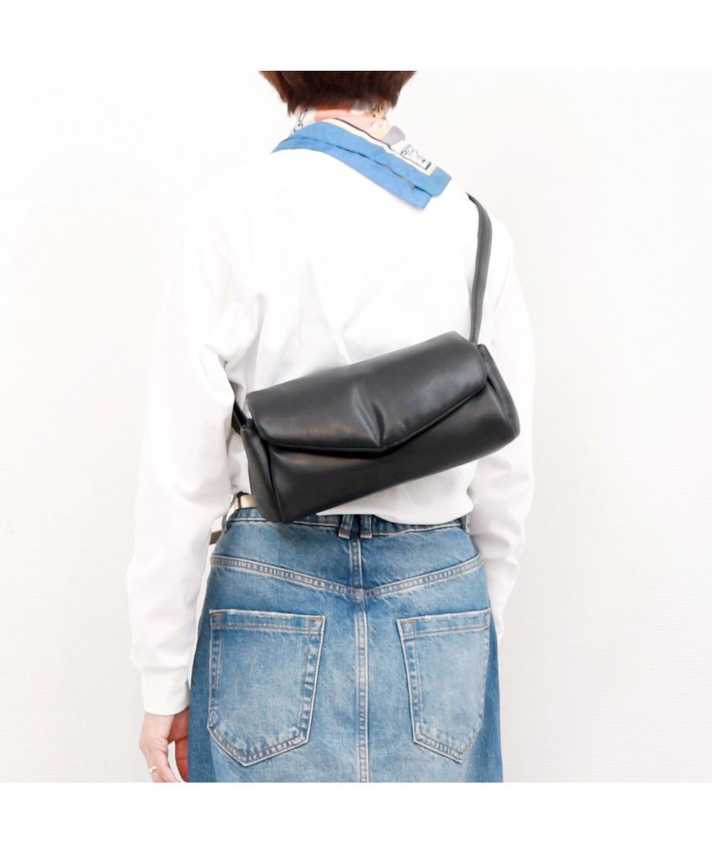 UNBILLION カカトゥ kakatoo / パテッドロールバッグ 