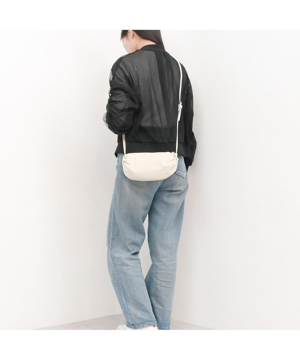 UNBILLION カシュカシュ cachecache / ギョウザ型ミニショルダー 