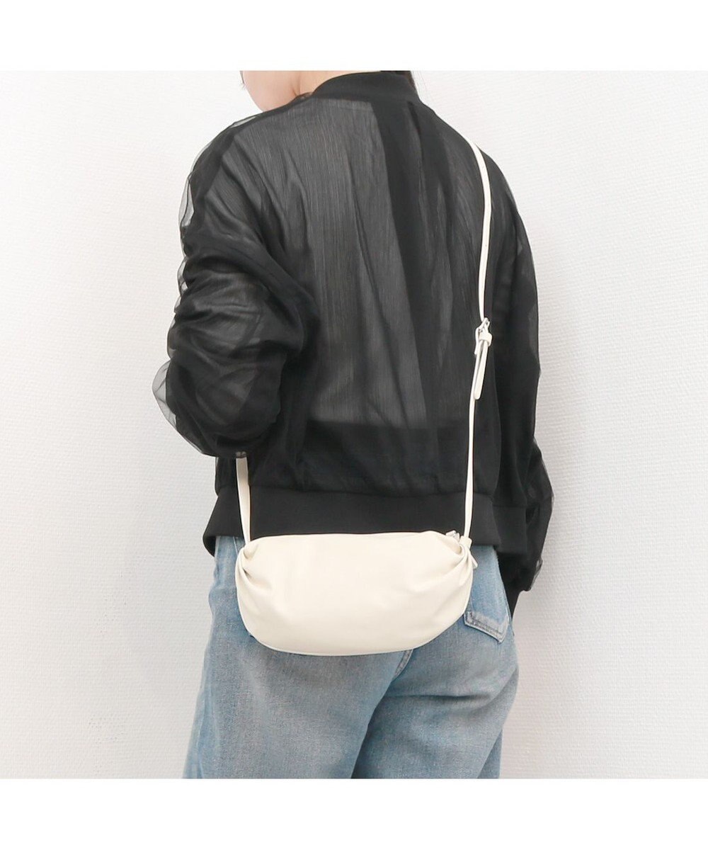 UNBILLION カシュカシュ cachecache / ギョウザ型ミニショルダー 